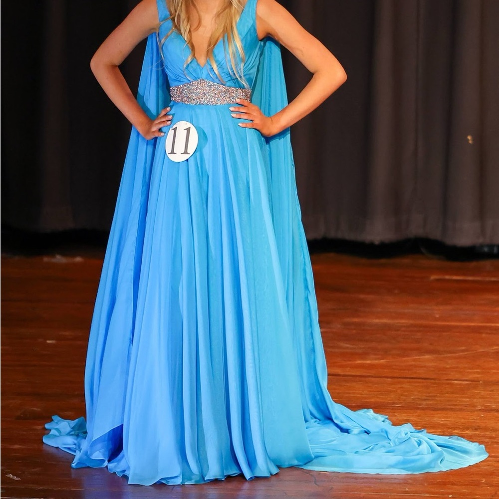 Beautiful Rachel Allan Pageant Dress only worn once size 2